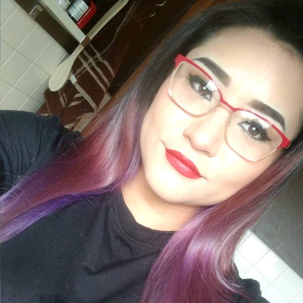 Meet your Posher, Jessica